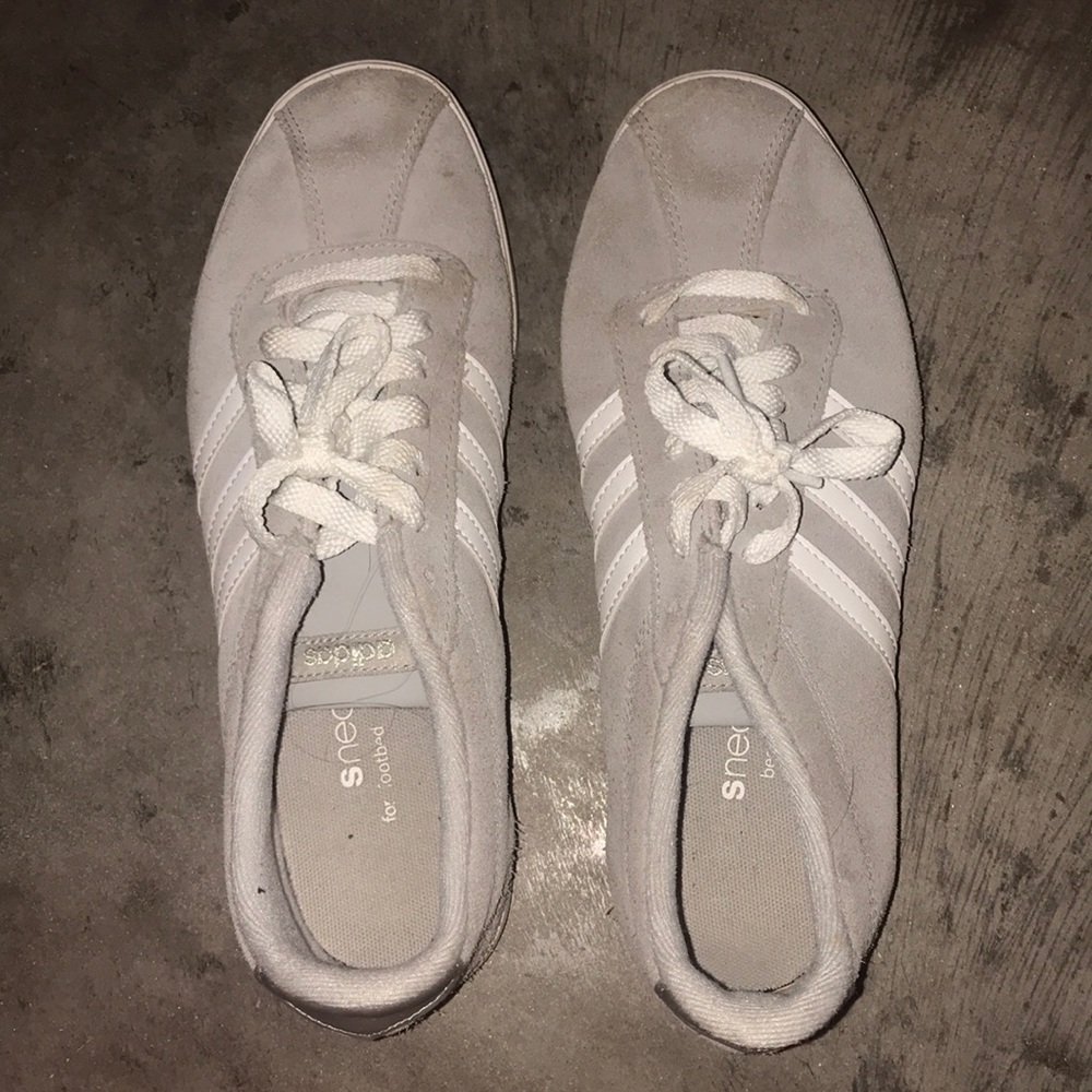 Adidas suede sneakers- 7.5 - Picture 5 of 5